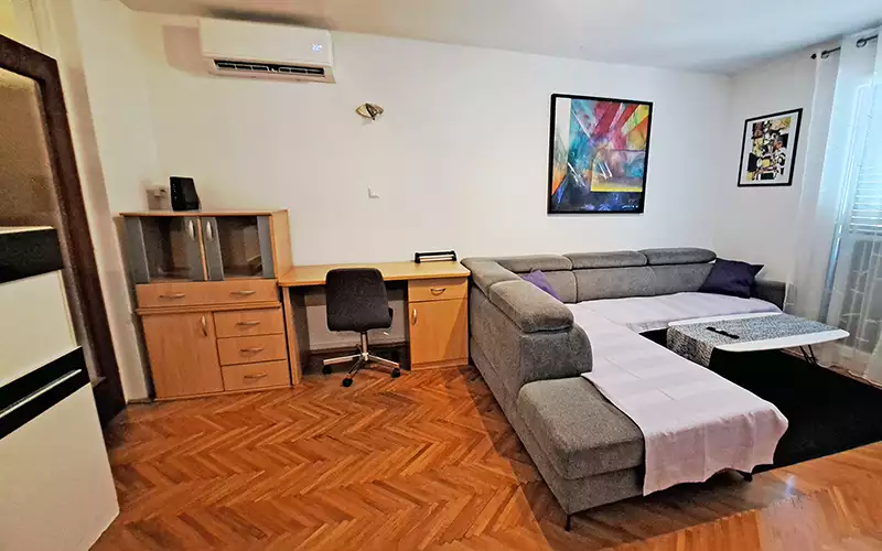 Living room — work space